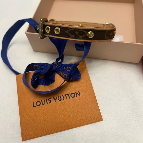 Louis Vuitton Dog Collar - Picture 7 of 12